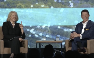 Krach & Meg Whitman Discuss the Hewlett-Packard Split