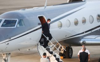 U.S. Official Visits Taiwan, and China Warns of Consequences