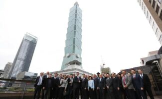U.S.-Taiwan Business Association delegation visited Taiwan to meet with Chen Jianren to deepen U.S.-Taiwan economic and trade